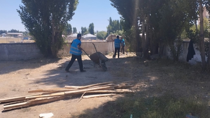 Patnos’ta Yükümlülerden Okullara Destek
